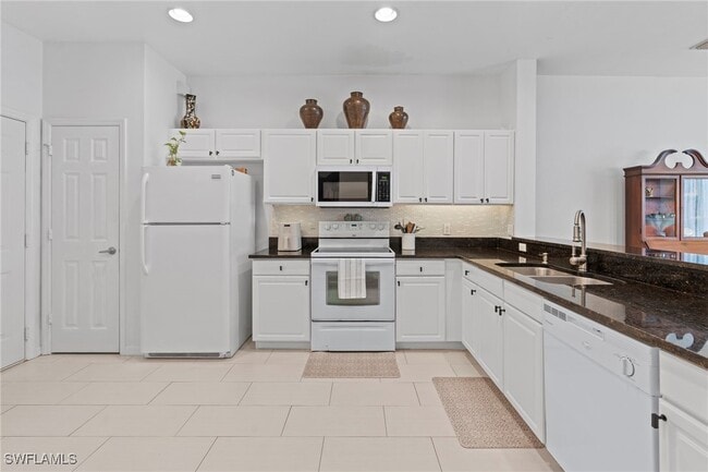 Photo - 941 Hampton Cir