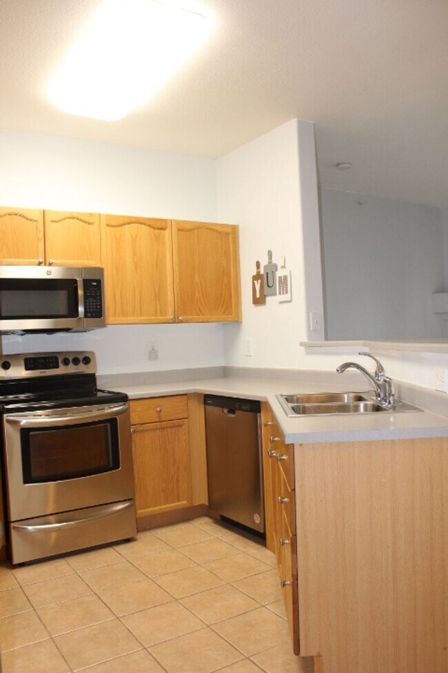 Photo - Deer Creek - 2nd Floor 2 bedroom/2 Bath Co... Unidad 204