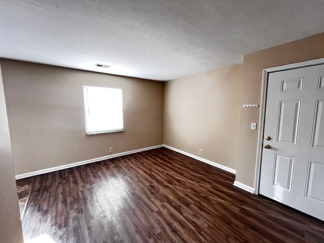 Photo - 2906 Noe Ct Unit 2906 Noe Ct -  4