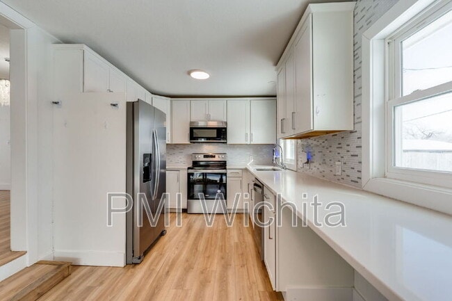 Photo - 1014 S Rosalie Ave