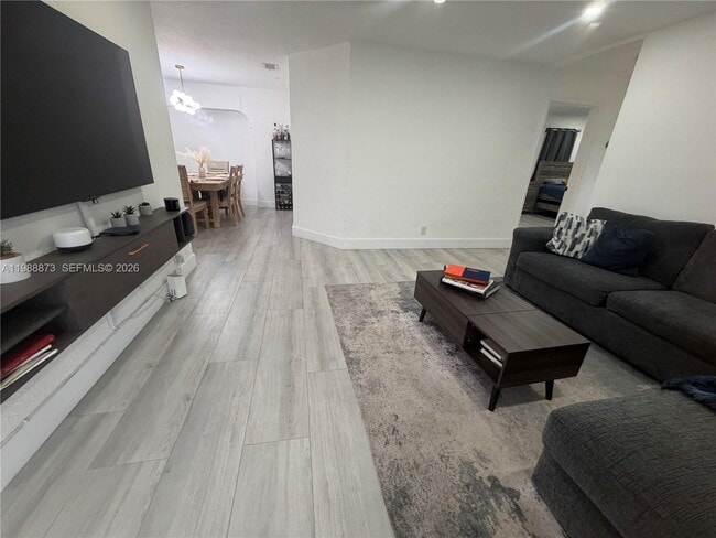 Photo - 660 SW 30th Terrace