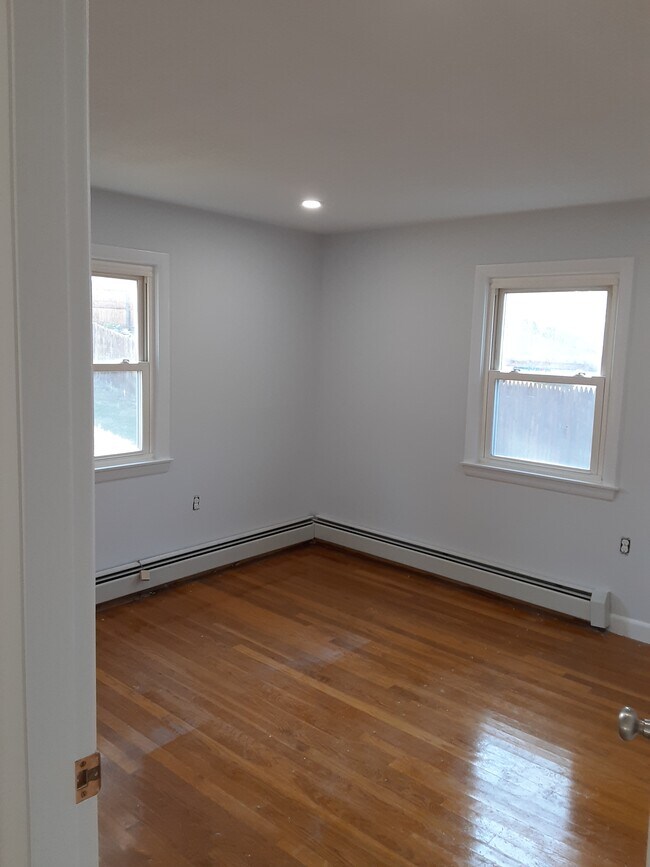 Bedroom 3 - 23 Henderson Cir