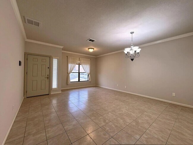 13110 S Bellaire Estates Dr