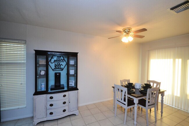 Photo - 3 bedroom, Fully Furnished Home