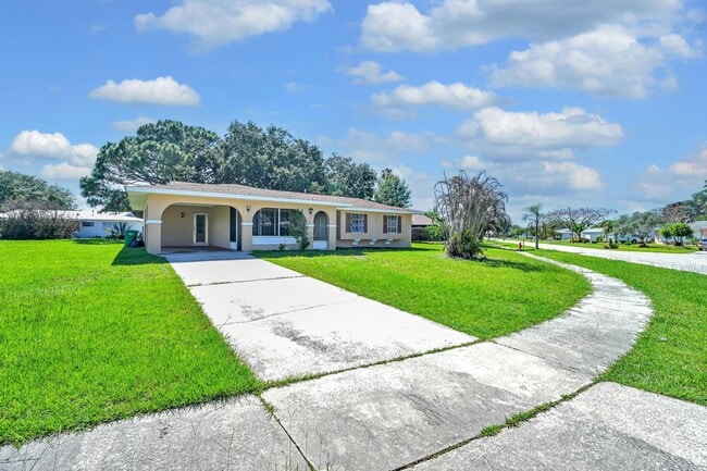 Photo - 160 NE Bracken Rd