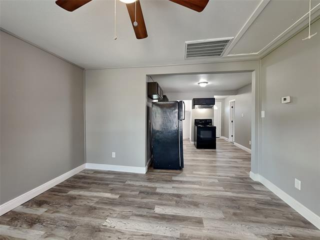 Photo - 2211 Hooper St