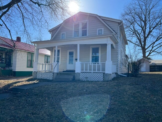 Building Photo - 2728 Chestnut St