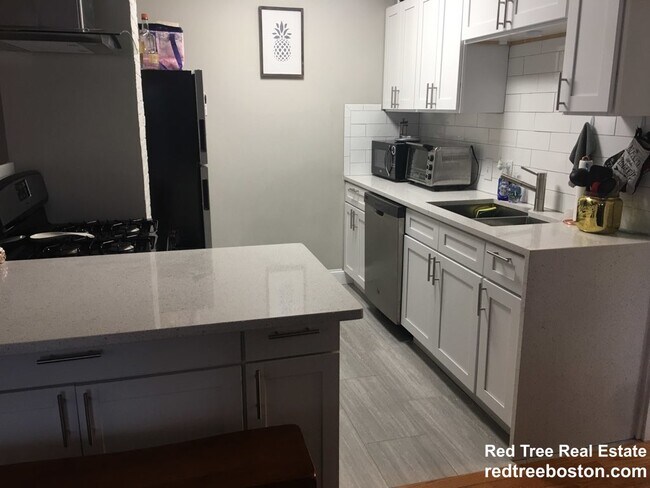 Photo - 4 Lexington St