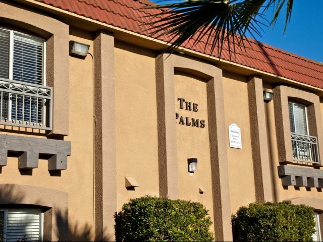 The Palms building Lettering - Elan The Palms Rental