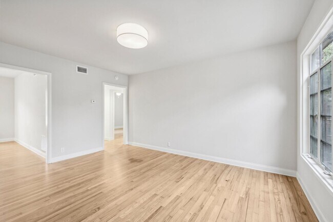 Photo - Windsor Gardens