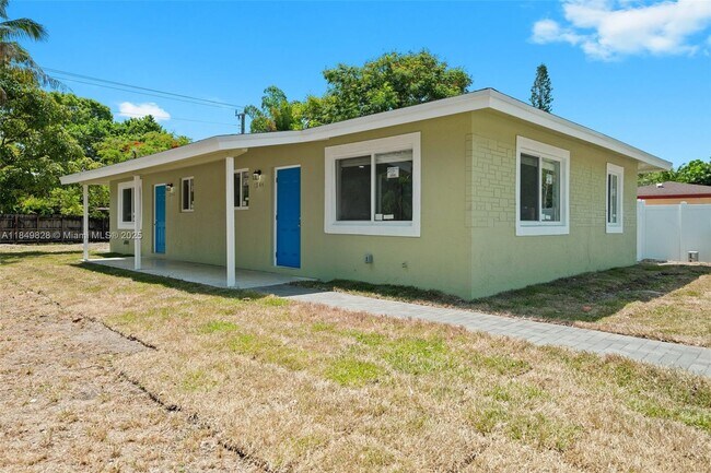 Building Photo - 1244 NW 2nd Ave Unit 0 Rental