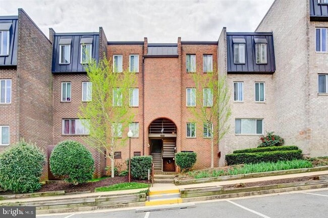 Building Photo - 5009 7th Rd S Unit T1 Rental