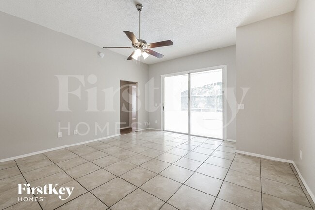 2639 Chatham Cir