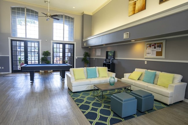 Photo - Providence at Memorial