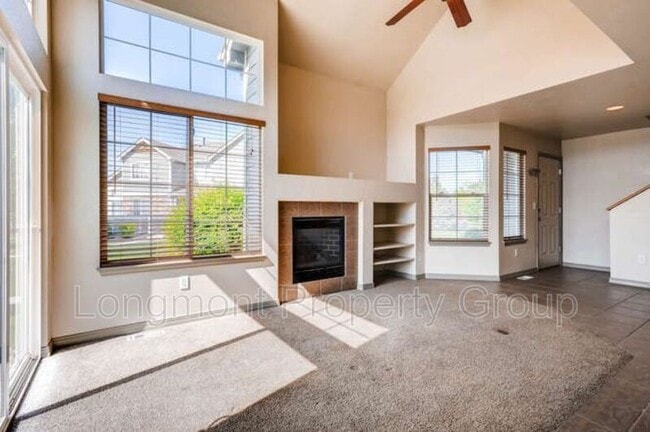 Photo - 805 Summer Hawk Dr