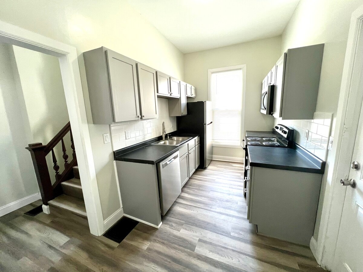 Photo - 205 Hudson Ave