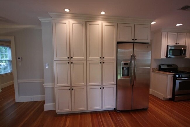 Photo - 30 Farmcrest Ave