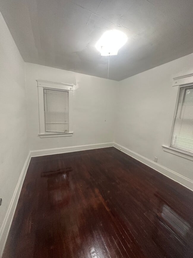 13501 4th Ave
