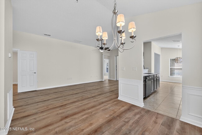 Photo - 9080 Sweet Tree Trail