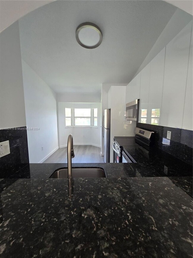 Photo - 1251 SE 31st Ct Unit 204