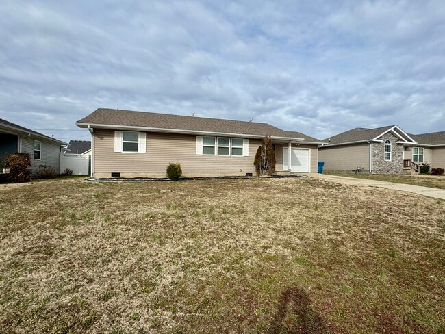 Building Photo - 1824 Kansas Ave