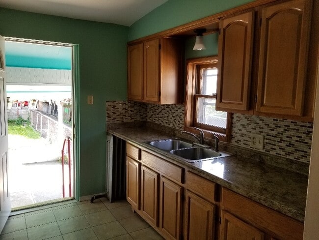 Photo - 514 S 14th St