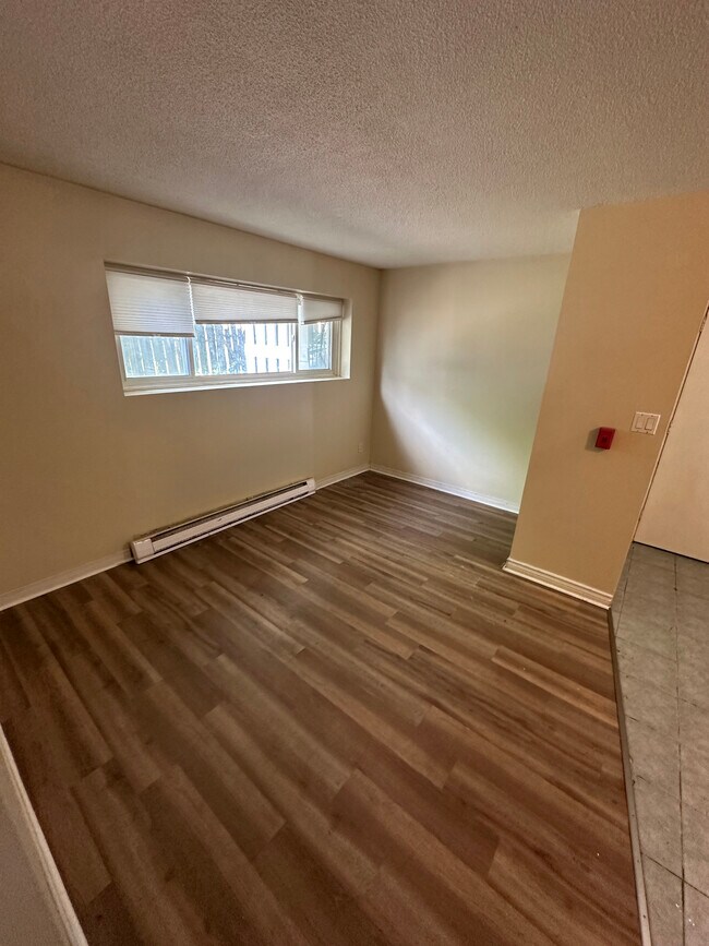 Photo - 261 Colborne St Unit 2