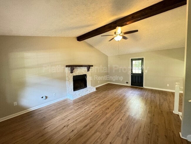 Photo - 4096 Springlake Cir