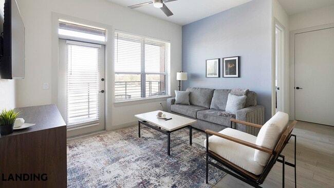 Photo - 1345 E 15th St Unidad 302