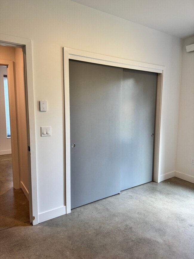 6732 40th Ave S Unit 103
