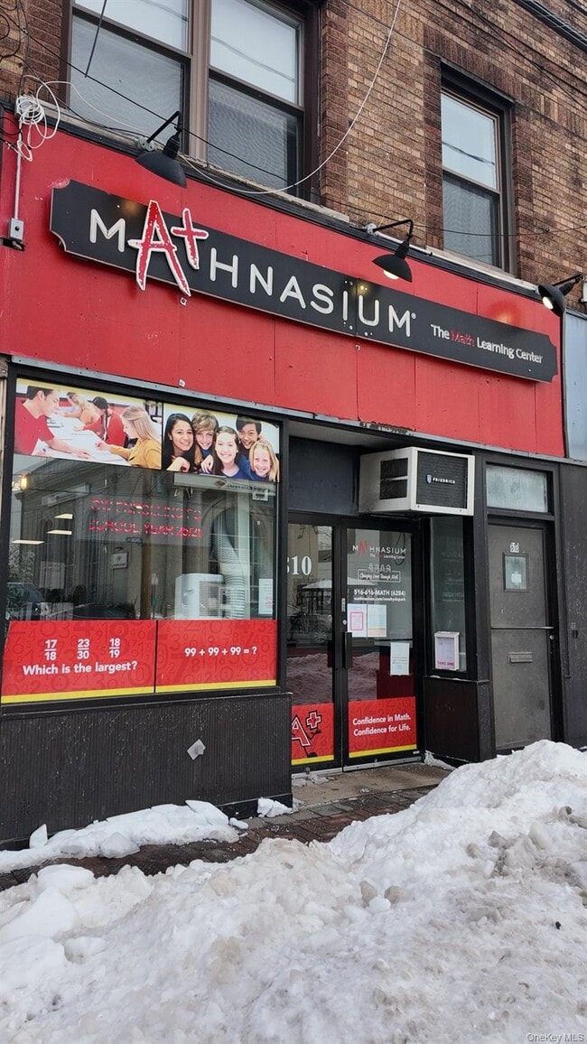 Building Photo - 810 Jericho Tpke Unit 2