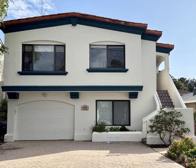 Photo - 143 Alamo Ave