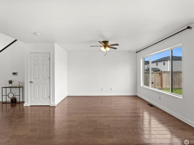 Photo - 16602 Greenleaf Ave SE