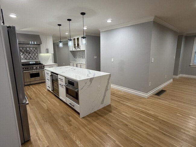 Photo - 10 Oakwood Ct