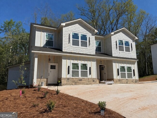 Building Photo - 232 Brad St