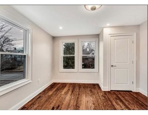 Photo - 31 Oak St