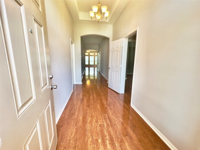 Photo - 9912 Western Ridge Way