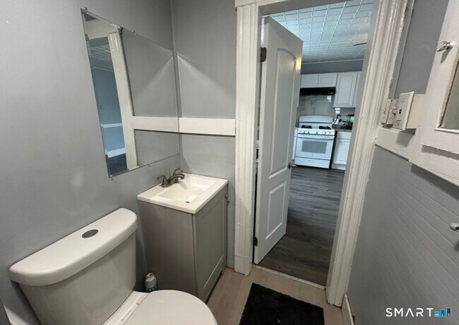 Photo - 17 Congress Ave Unit 2