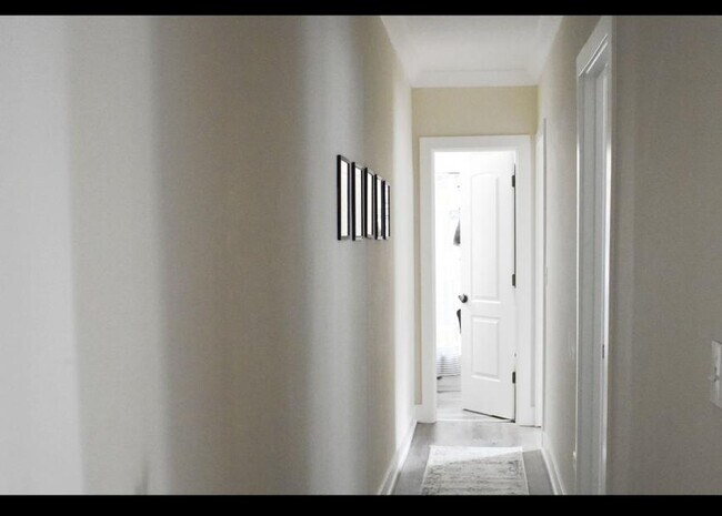 Photo - 2 bedroom in Chicago IL 60613 Unidad 1E