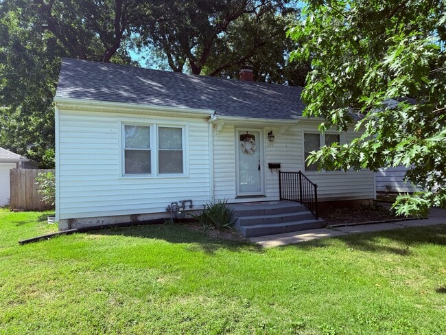 Photo - Charming 2 bedroom 1 bath