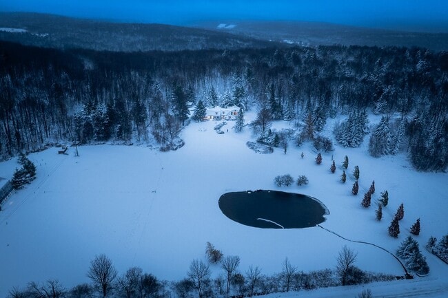 Photo - 115 Chem. Sugar Hill