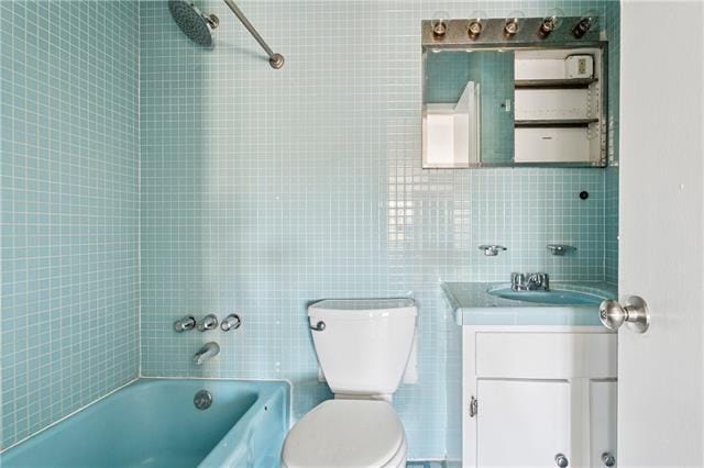 Photo - 807 Bourbon St