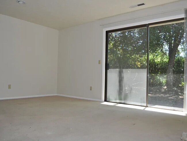 Photo - One level single family house, great location, ease access to all daily essentials