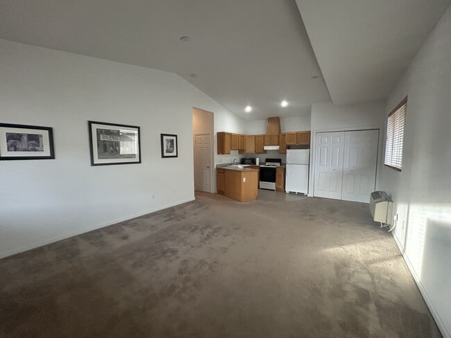 Photo - 15 Fairway Dr