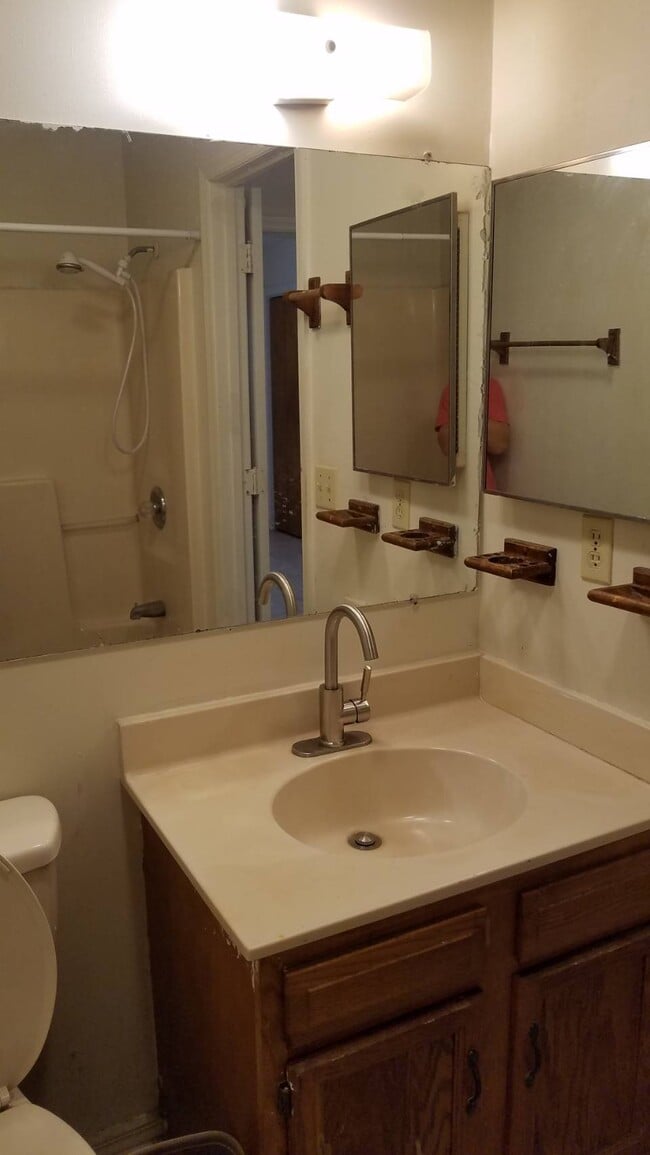 Photo - 3759 NW Huntsboro St Unidad 101