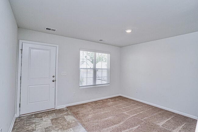Photo - 649 Millsgate Cir