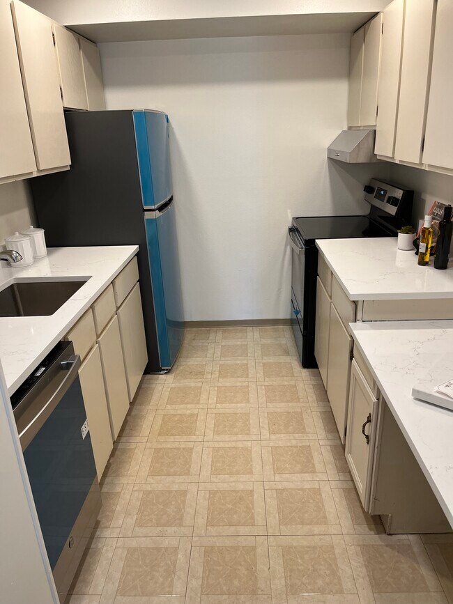 Photo - 500 Mohawk Dr Unit 601