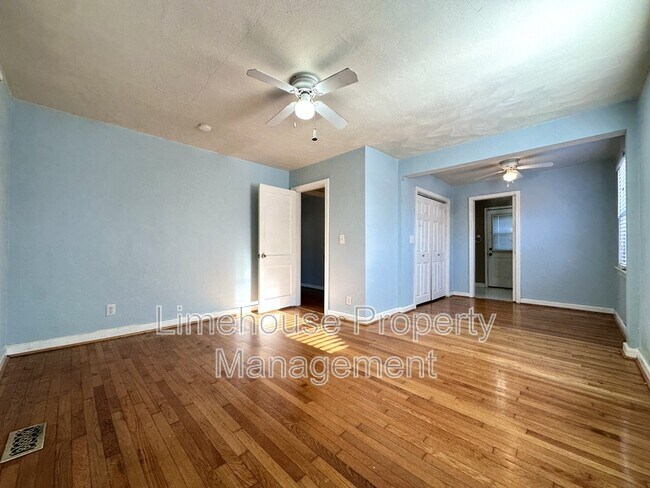 Photo - 7744 Castleton Pl