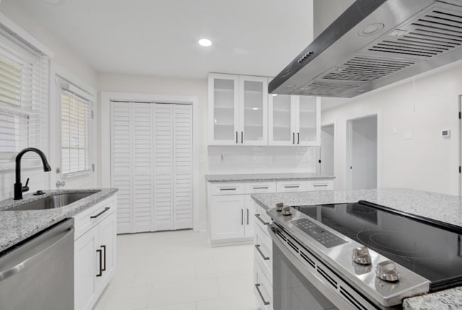 Photo - 2630 Elon St