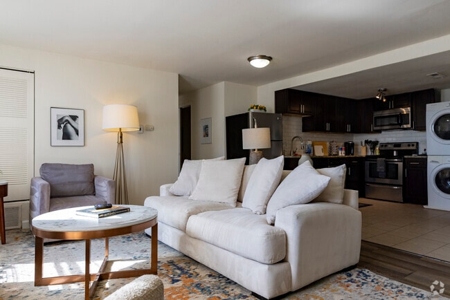 Building Photo - The Park Lux Rental
